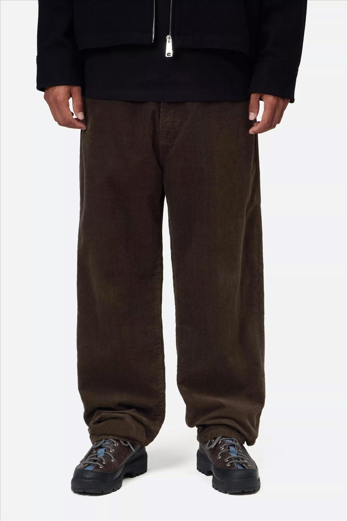Carhartt WIP - Donkerbruine Aaron regular tapered broek
