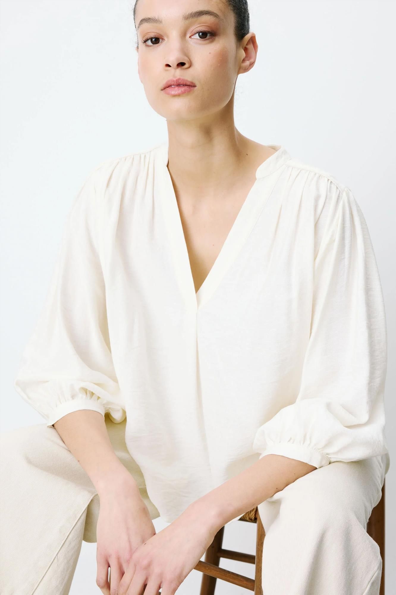 Grace & Mila - Ecru Auriane blouse