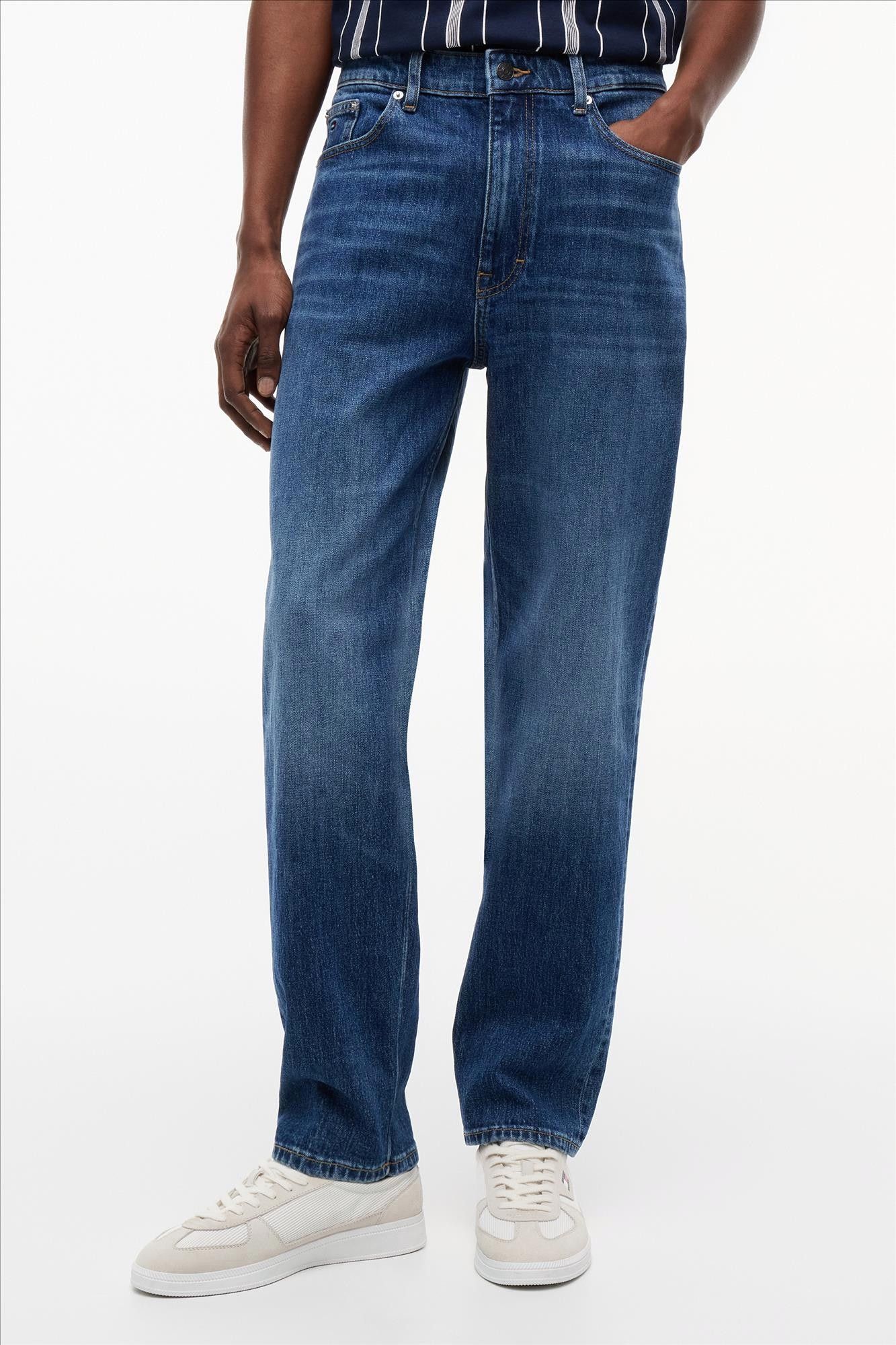Tommy Jeans - Middenblauwe Sonny regular tapered jeans