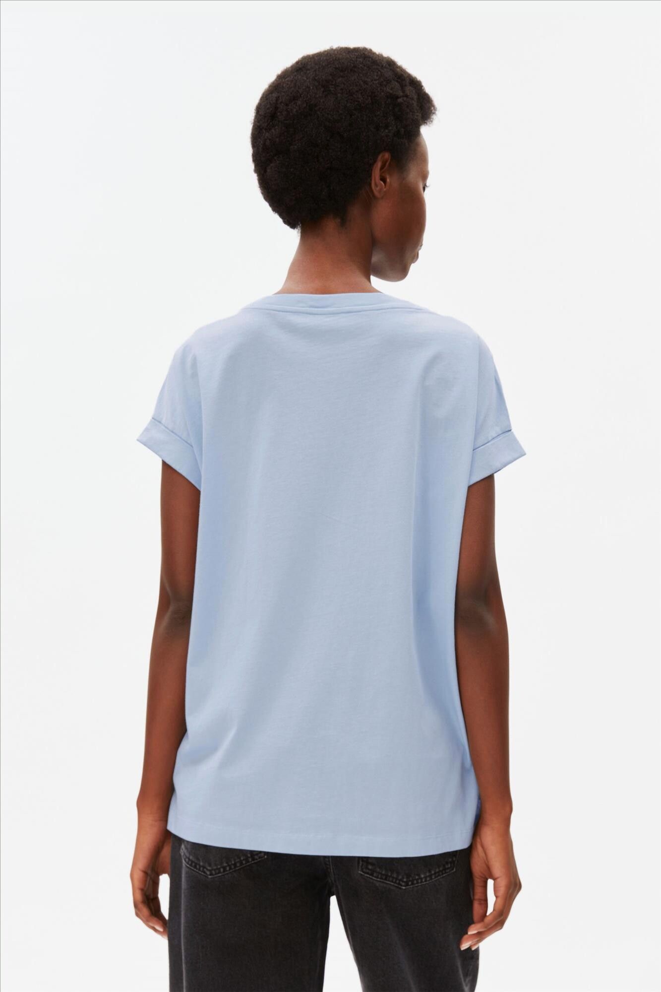 Armed Angels - Lichtblauwe Idaara T-shirt