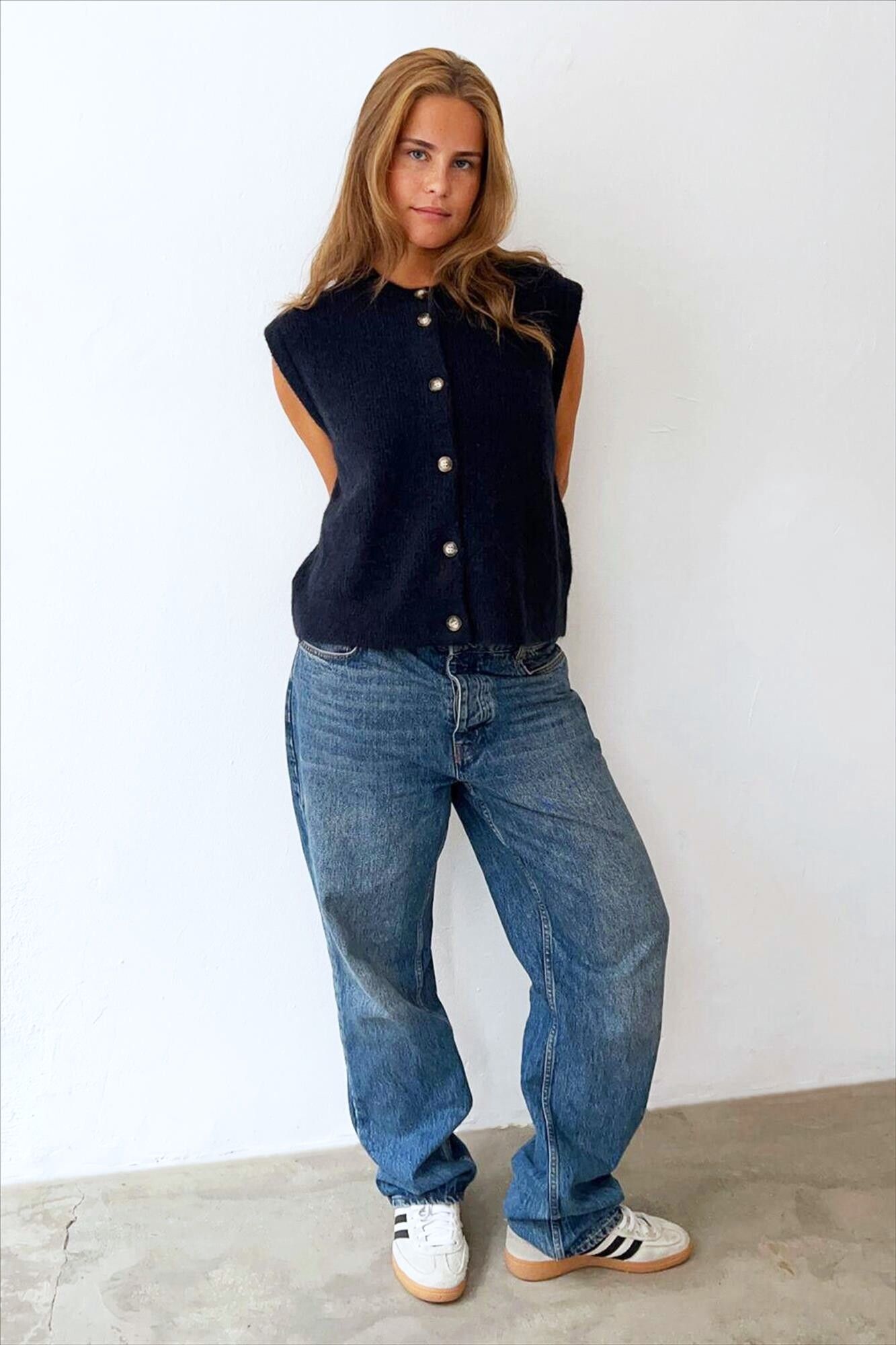 Boii - Donkerblauwe Hirse cardigan