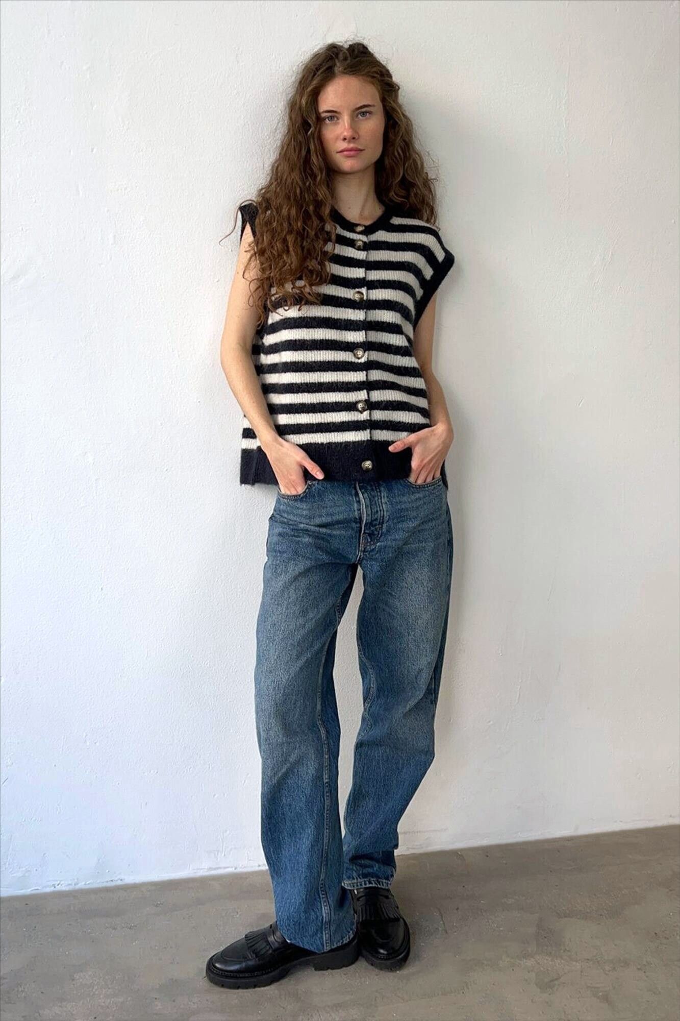 Boii - Donkerblauw-Ecru Hirse cardigan