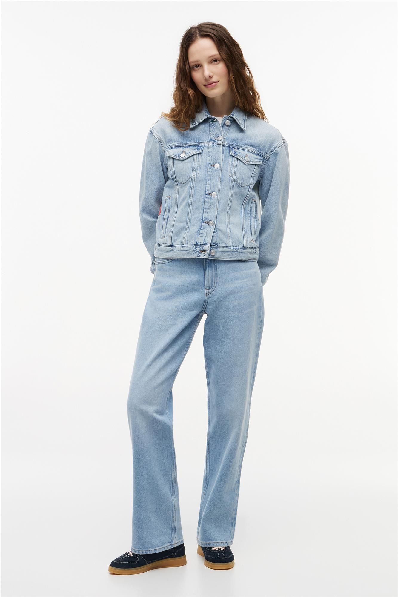 Tommy Jeans - Lichtblauwe Layla slim straight jeans