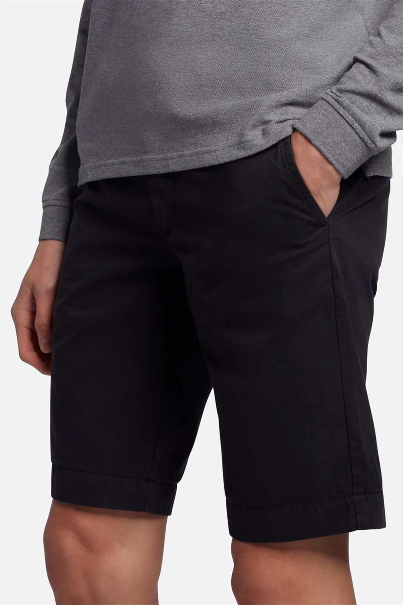 Lyle & Scott - Zwarte Chino short
