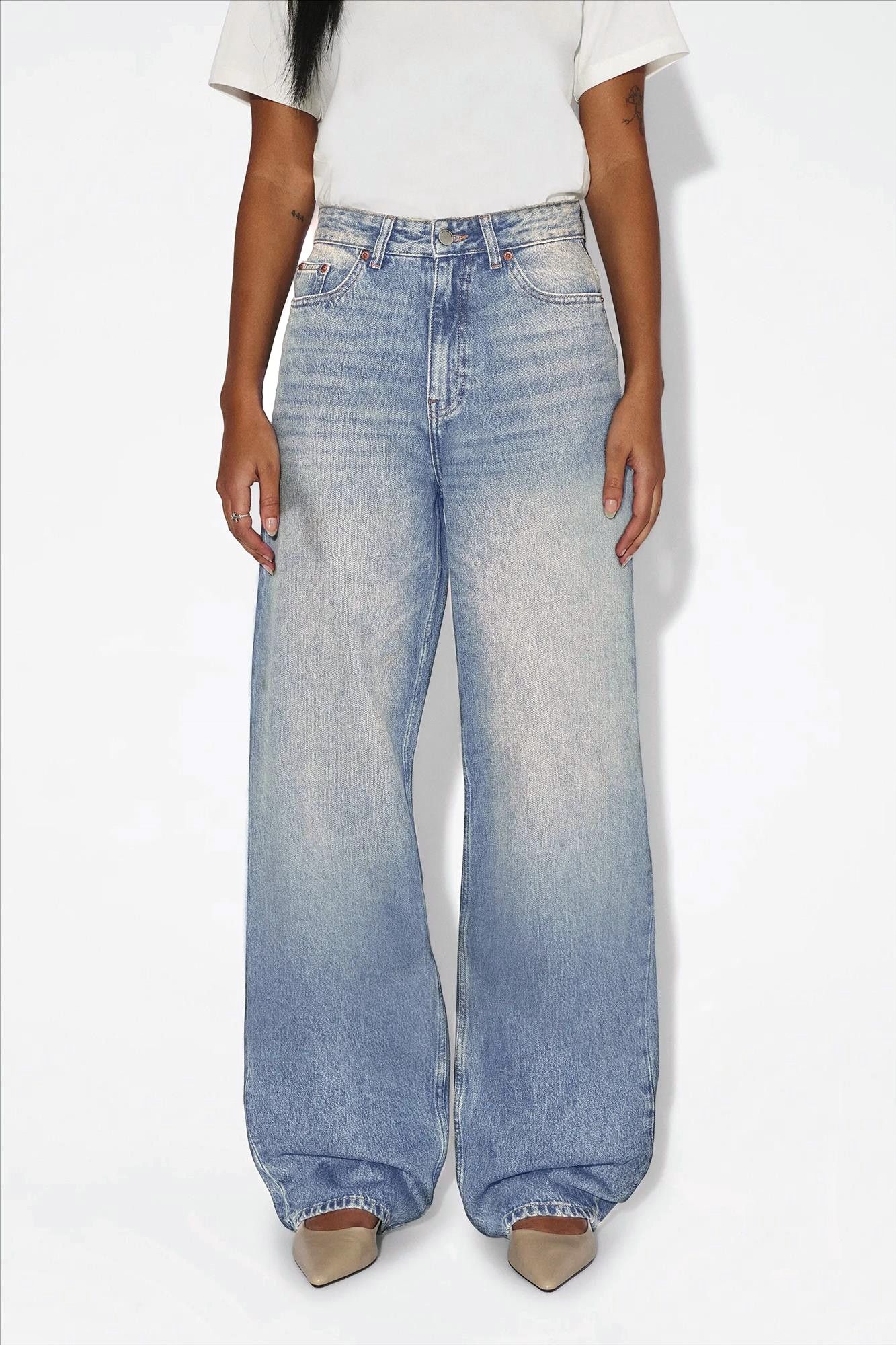 Dr. Denim - Lichtblauwe Donna relaxed jeans
