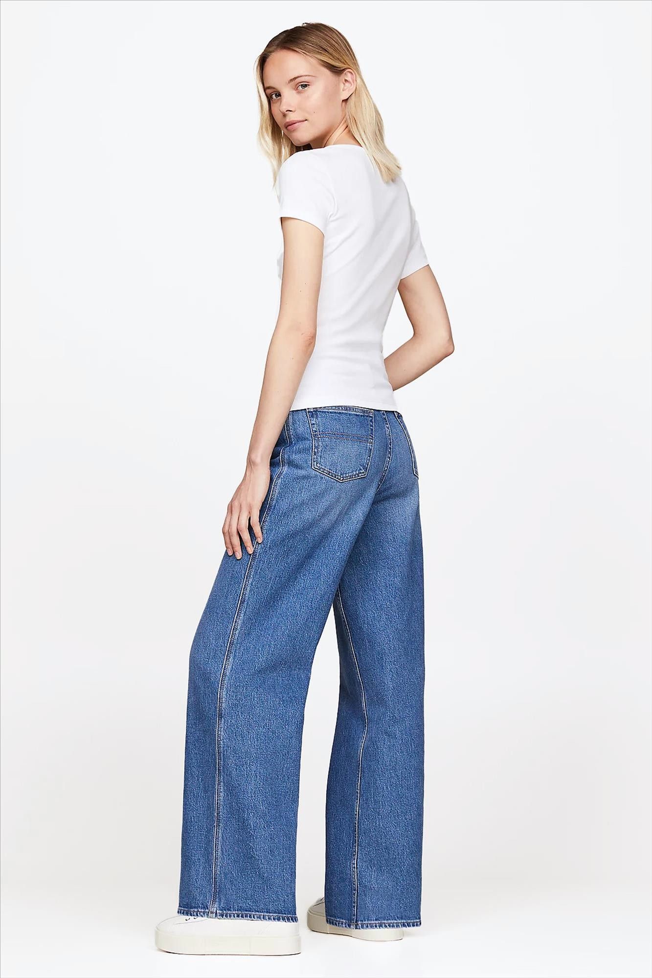 Tommy Jeans - Witte Essential Slim T-shirt