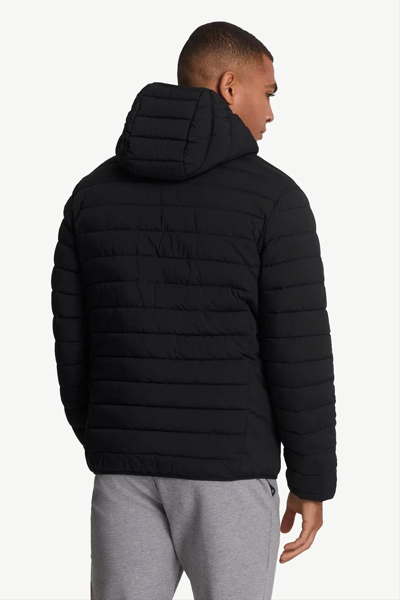 Lyle & Scott - Zwarte Lightweight Quilted jas