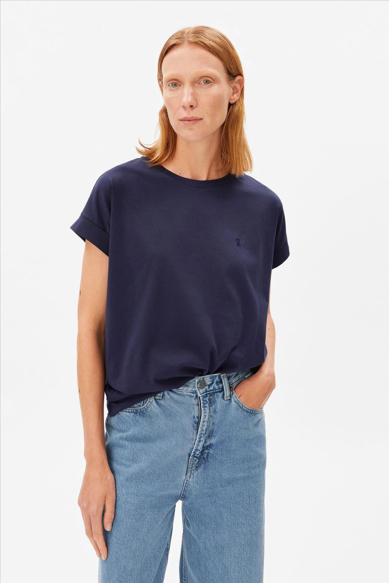 Armed Angels - Donkerblauwe Idaara T-shirt