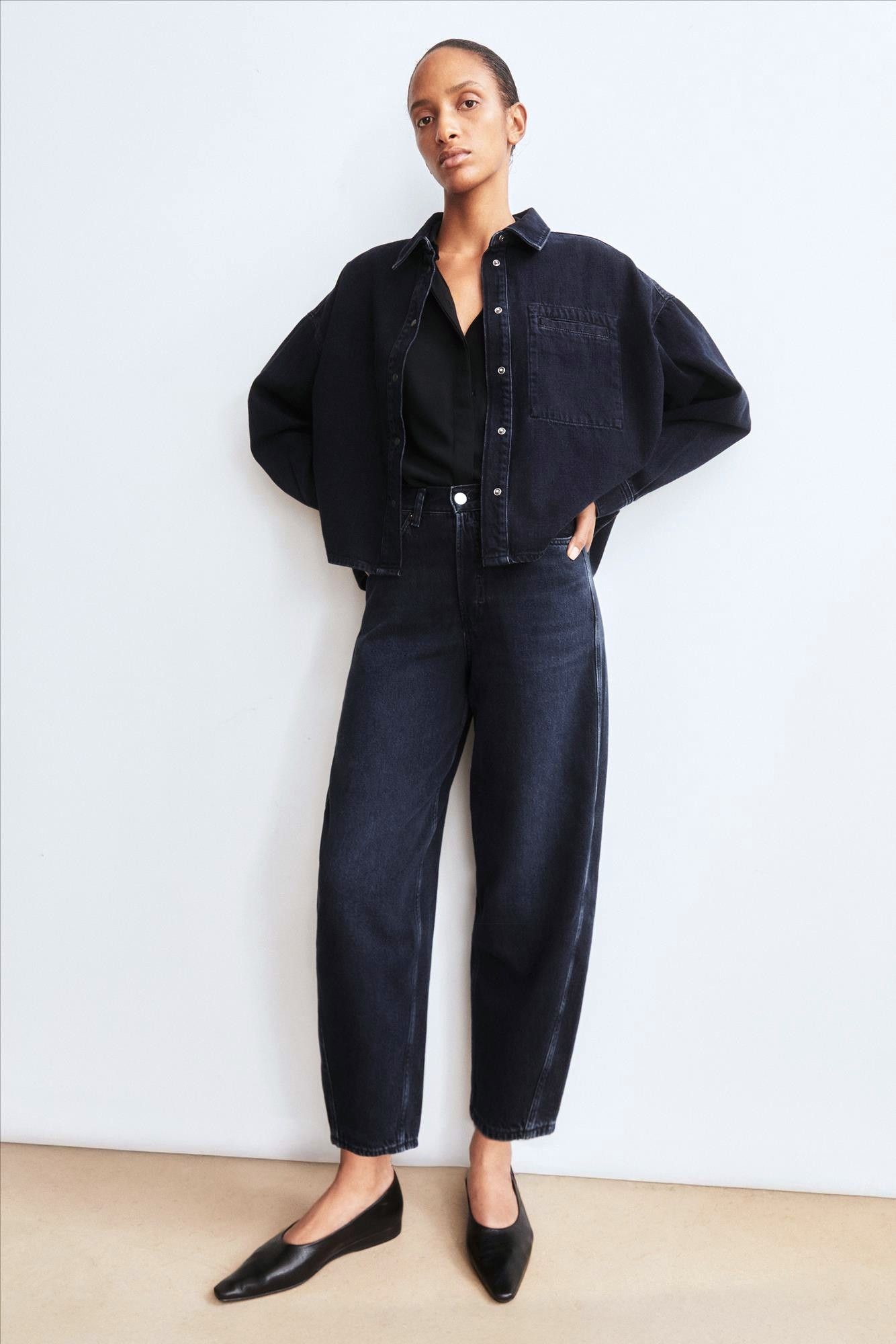 Armed Angels - Donkerblauwe Baarly barrel jeans