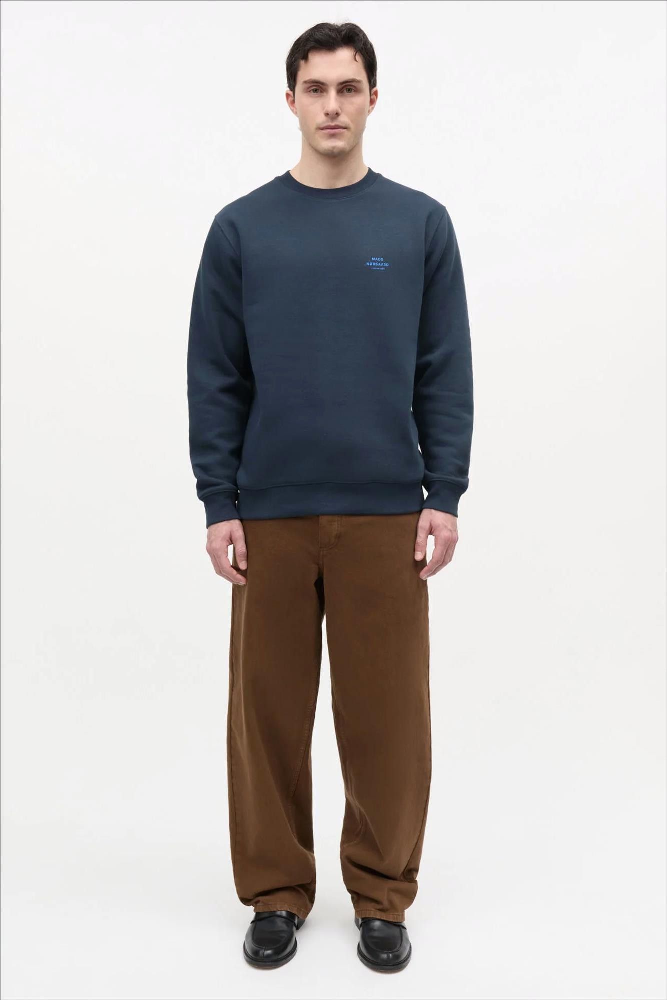 MADS NORGAARD - Donkerblauwe Standard Crew Logo sweater